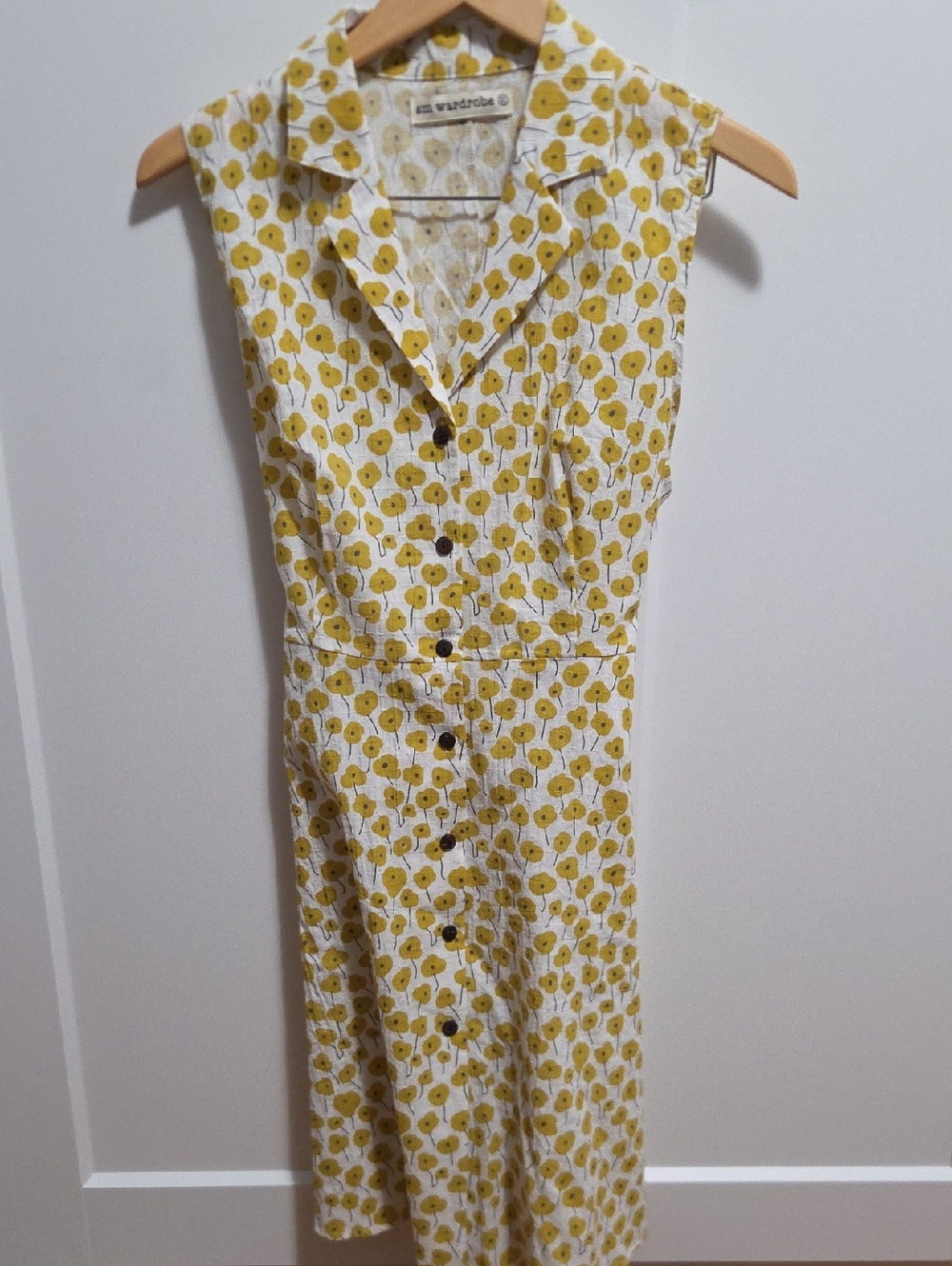 Sleeveless Yellow Floral Midi Dress with Notch Collar